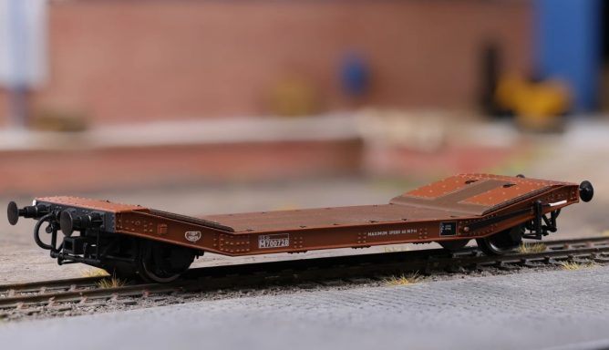 Lowmac Wagon - 1:76.2